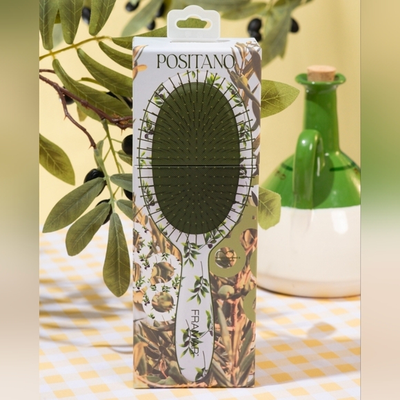 New in box: Limited Edition Framar Limoncello collection in Positano Brush. - Picture 2 of 3